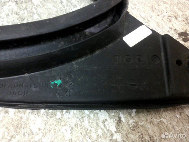 Стекло двери переднее правое Porsche Cayenne 958