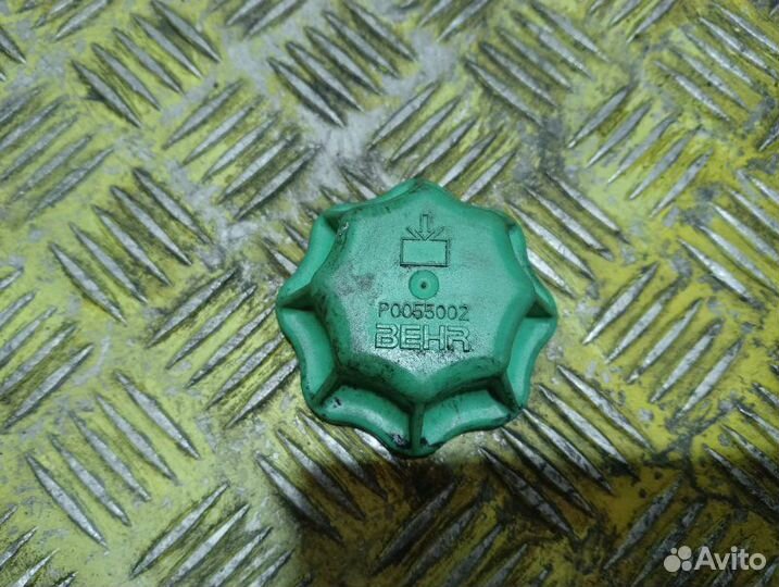 Крышка расширительного бачка Man Tgx