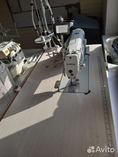 Промышленная швейная машина typical