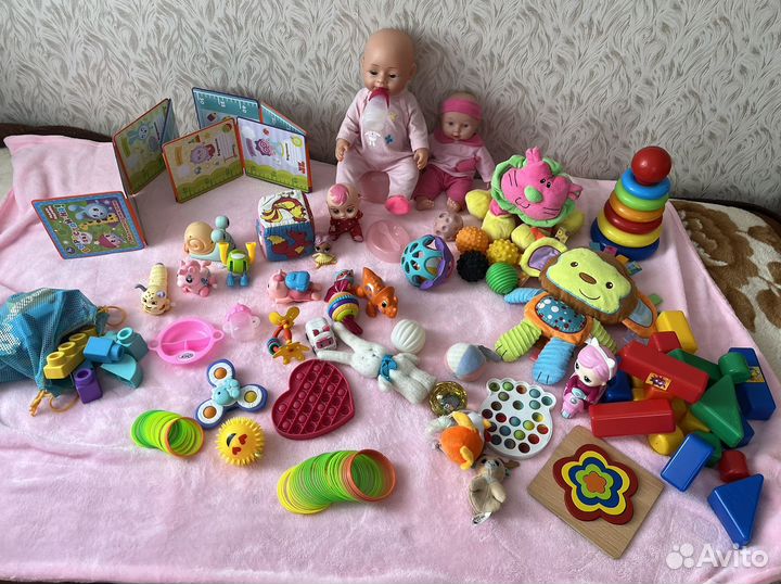 Развивающие игрушки пакетом