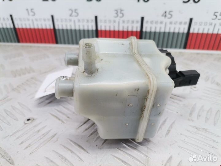 Бачок тормозной жидкости для Volkswagen Tiguan 1