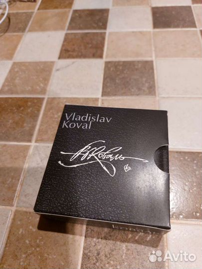 Книга миниатюра 