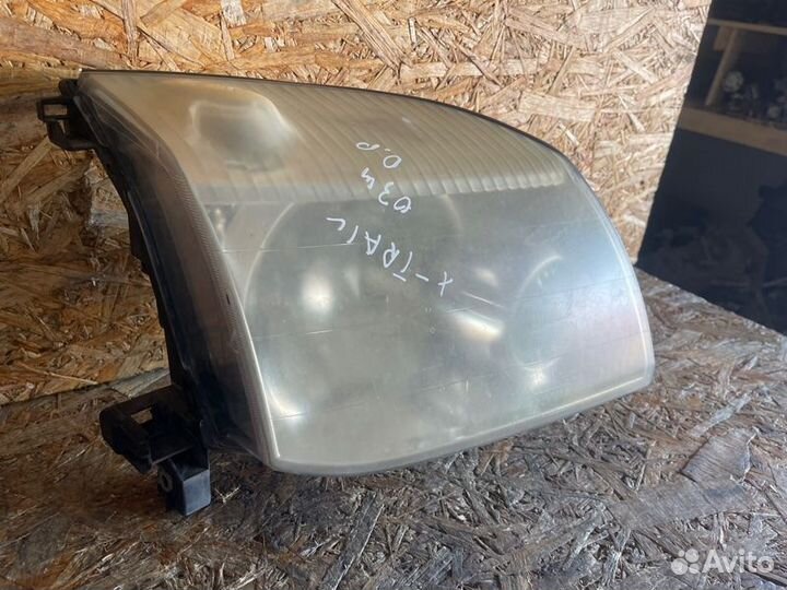 Фара правая Nissan X-Trail T30 2003