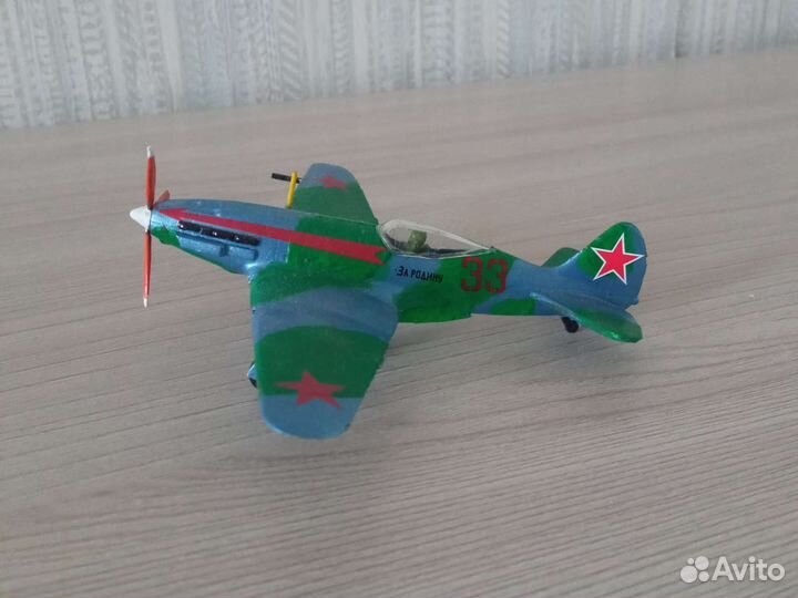 Самолет миг-3 (1:72)