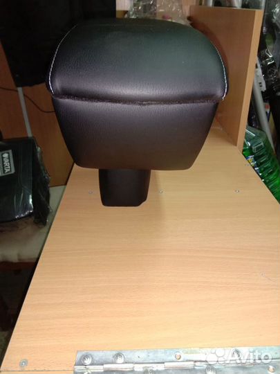 Подлокотник (бар) Premium на Chevrolet Cruze