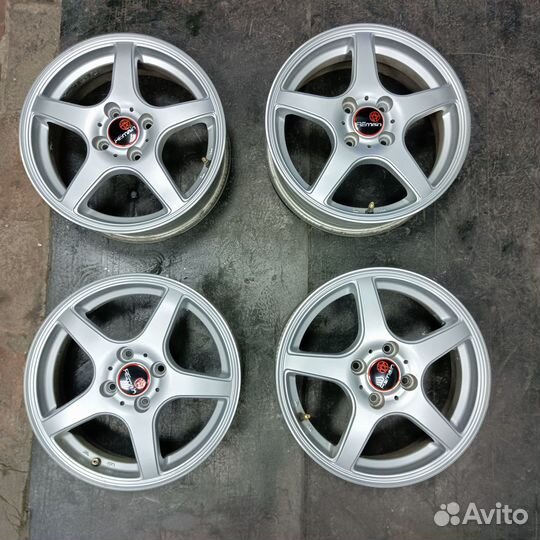 Литые диски R15