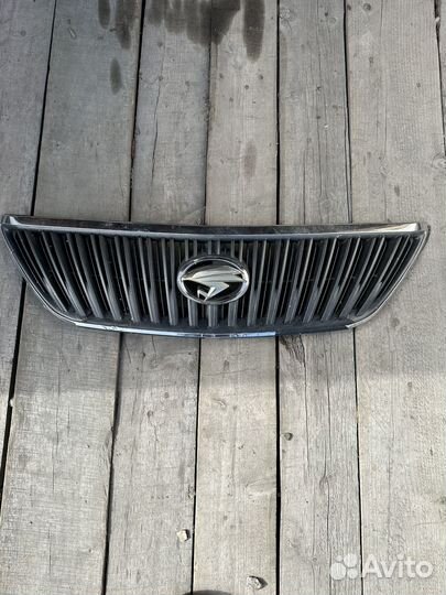 Решетка радиатора тойота Harrier