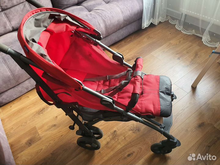 Прогулочная коляска chicco