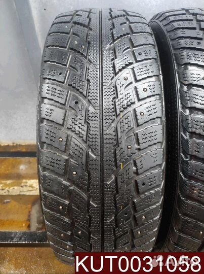 Kumho I'Zen RV Stud KC16 215/60 R17 107U
