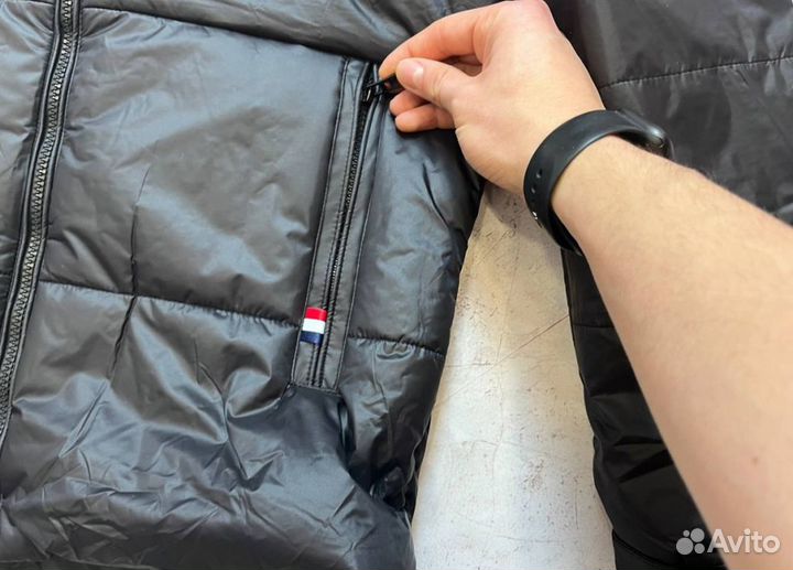 Легкие куртки Tommy Hilfinger легкие