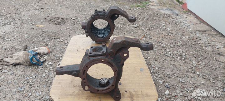 Поворотные кулаки ниссан патруль (сафари )