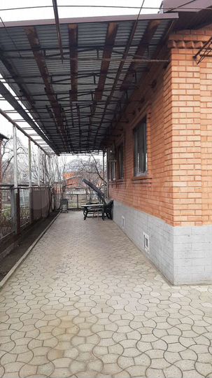 Дом 240 м² на участке 6 сот.