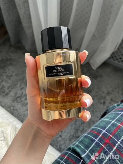 Gold incense carolina herrera