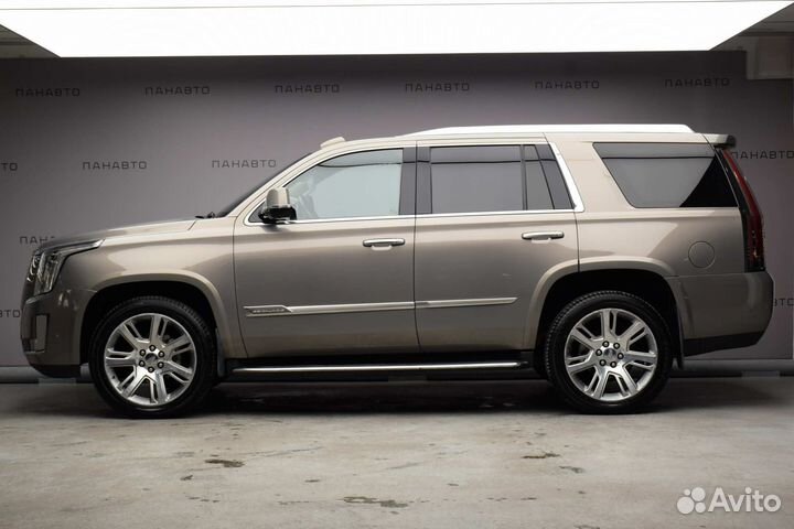 Cadillac Escalade 6.2 AT, 2018, 130 816 км