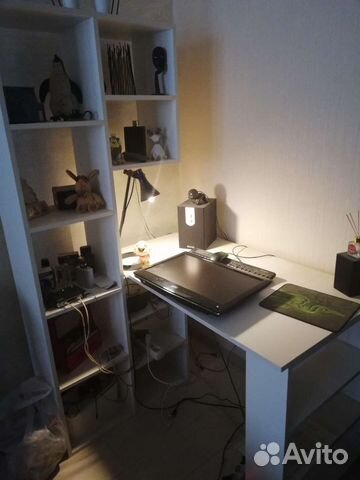 Компьютерный стол белый