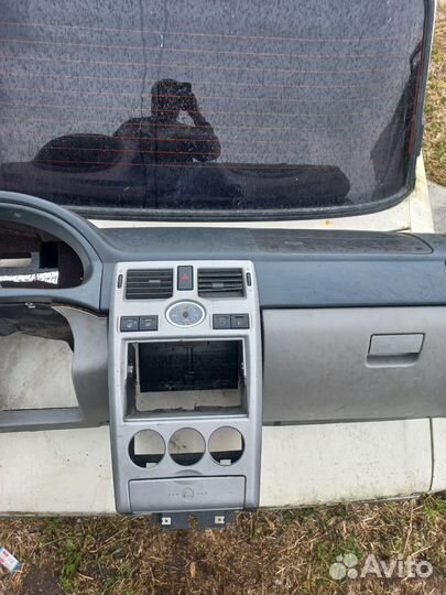 Панель приборов приора