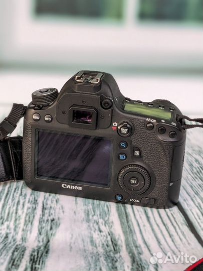Зеркальный фотоаппарат canon 6d