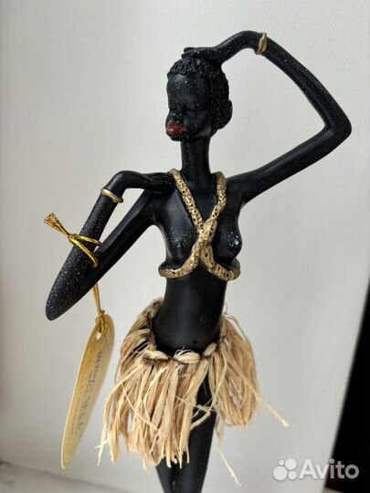 Статуэтка сувенир