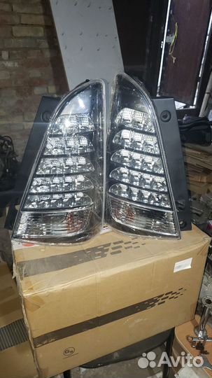 Задние фонари Компле для toyota Innova 2012 - 2015