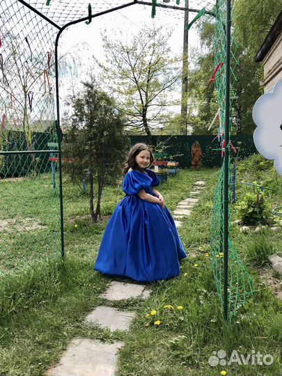 Детское нарядное платье 128