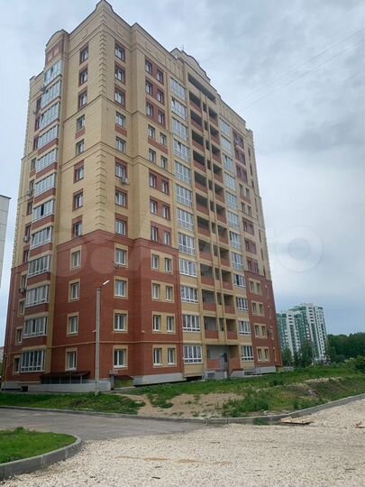 Машиноместо, 14 м²