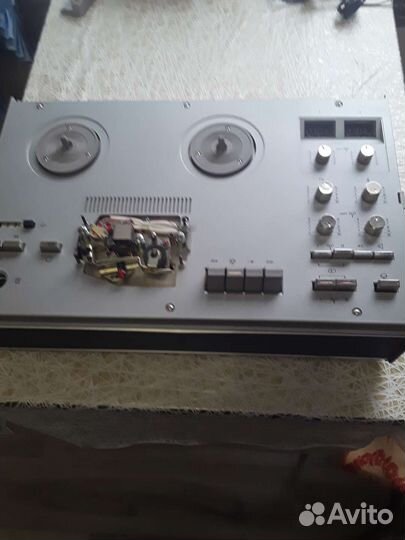 Катушечный магнитофон