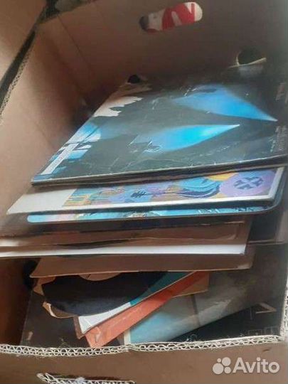 Эл.радиолла вега с пластинками