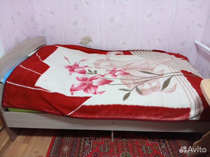 Кровать двухспальная 160 200 деревянная