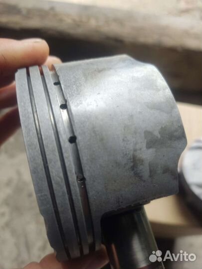 Поршень subaru forester