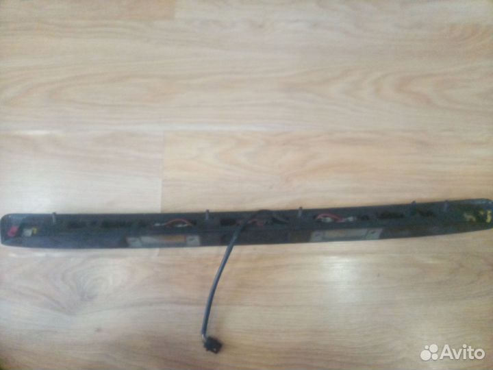 Накладка крышки багажника saab 9 3