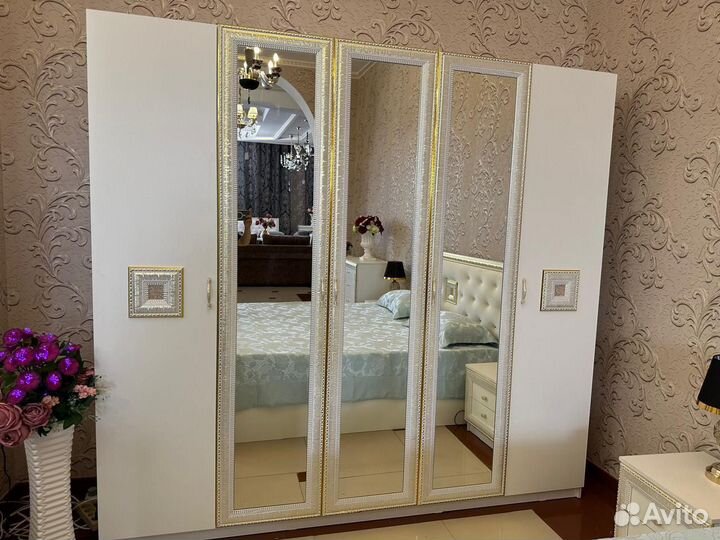 Спальная гарнитура