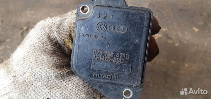 Расходомер воздуха (массметр) Audi A6 (C5) 1997-2