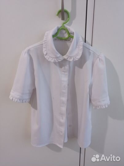 Отдам бесплатно блузки р 116-120