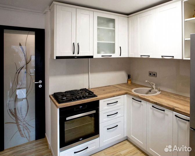 Кухонный гарнитур от фабрики мебели