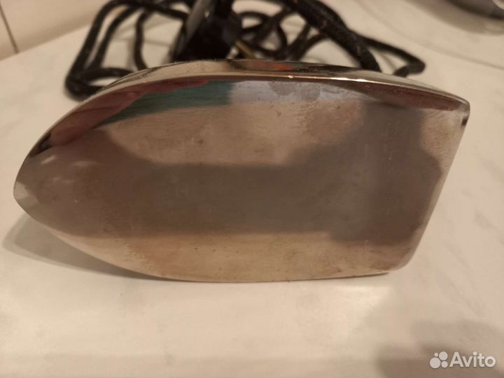 Утюг малогабаритный СССР 1966 год