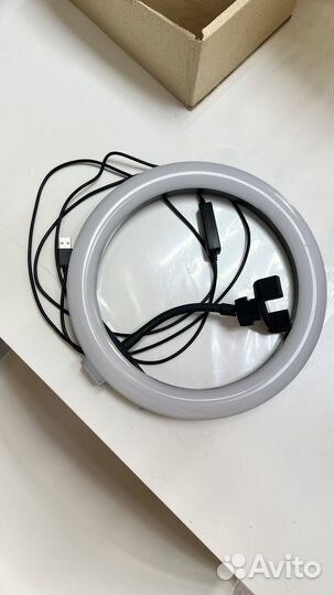 Кольцевая лампа 26 см