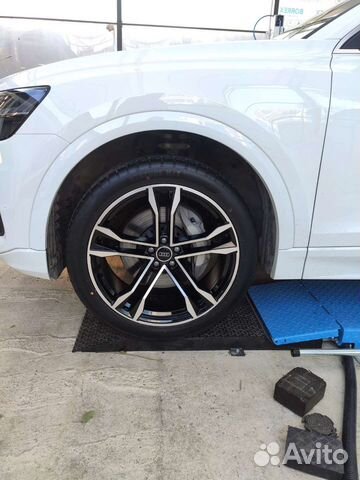 Летние шины диски колёса на audi q8 r22