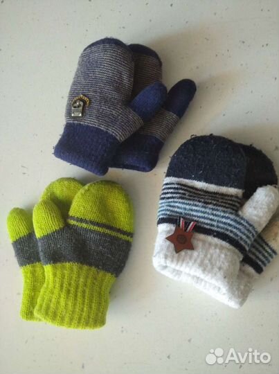 Пакетом шапка шлем,варежки, краги