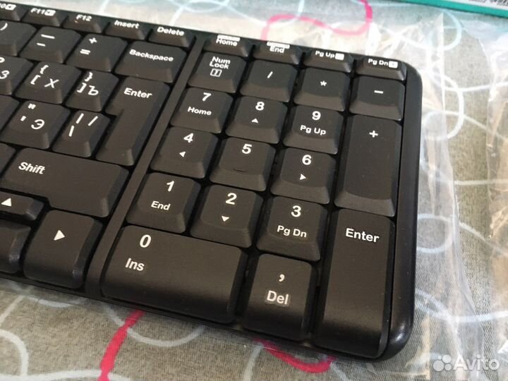 Клавиатура беспроводная и мышь Logitech MK220 NEW