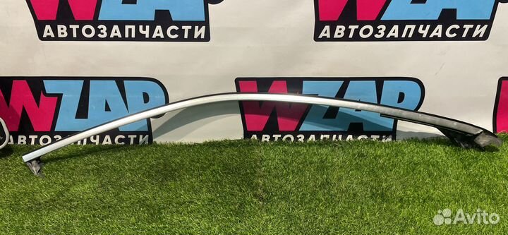 Молдинг двери передней правой Alfa Romeo Stelvio