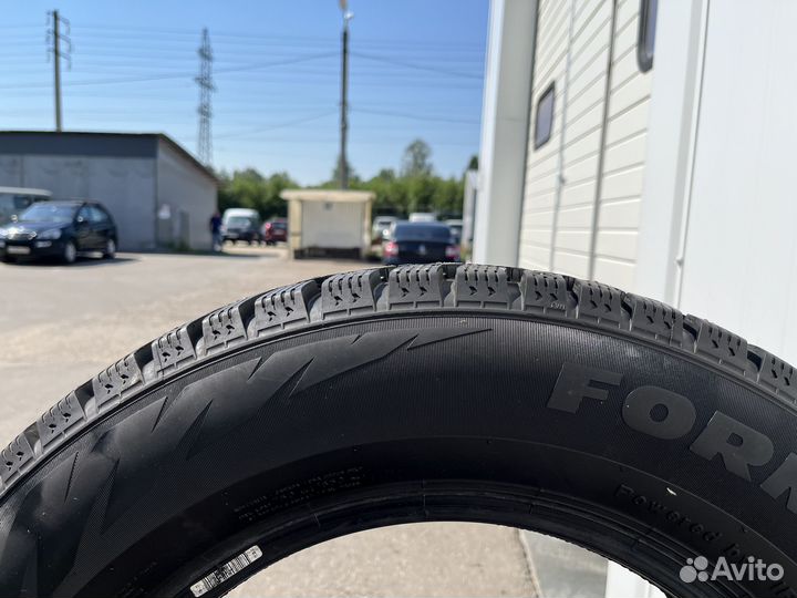 Formula Ice 215/65 R16