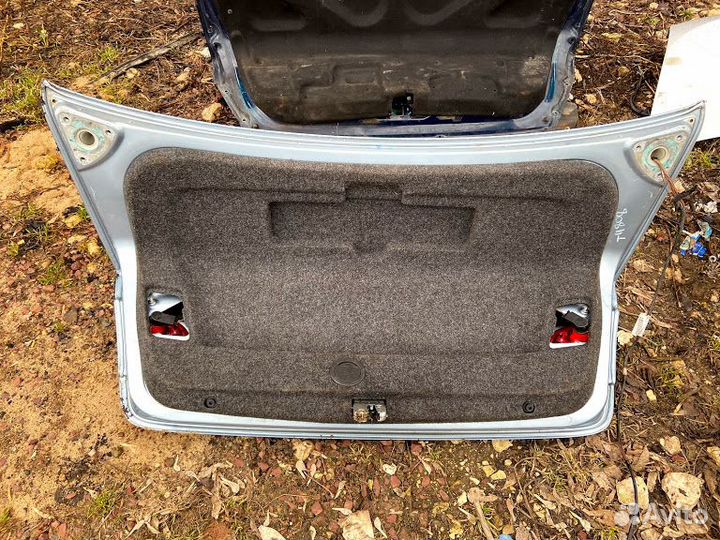 Крышка багажника Volkswagen Passat B6 2008