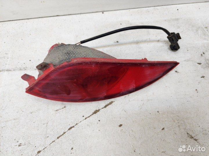 Отражатель В бампер правый Hyundai Ix35 2010