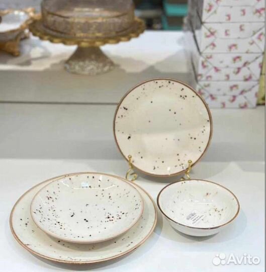 Набор столовой посуды