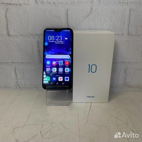 HONOR 10, 4/64 ГБ