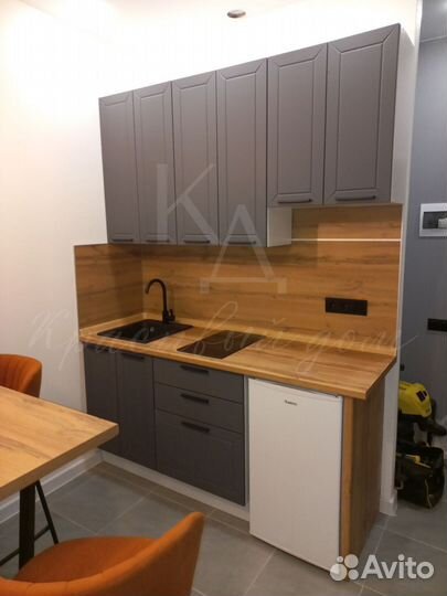 Кухонный гарнтитур готовый
