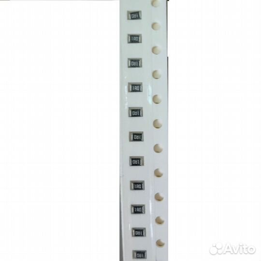 10 шт RC0805JR-071RL/T RC0805 Резистор Yageo