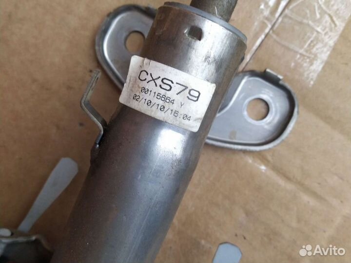 Рулевой вал на Toyota Mark 2 GX110