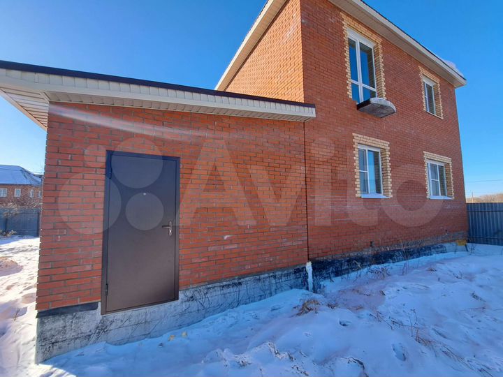 Дом 130,6 м² на участке 10 сот.