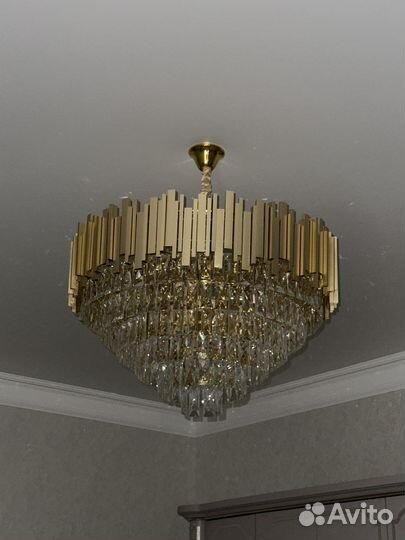 Люстра потолочная